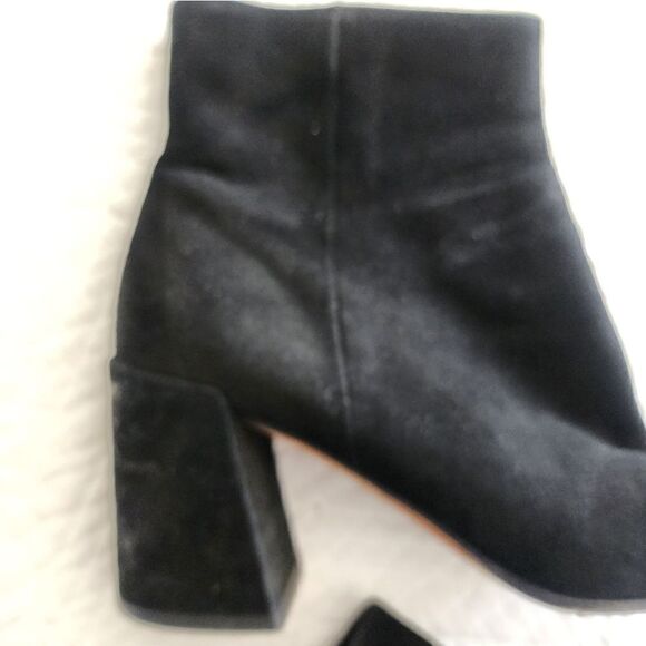 Vince suede leather boots - Picture 2 of 14